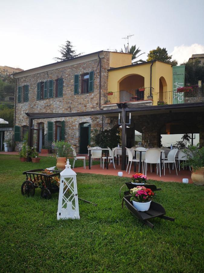 Villa Govi Diano Castello Exterior foto