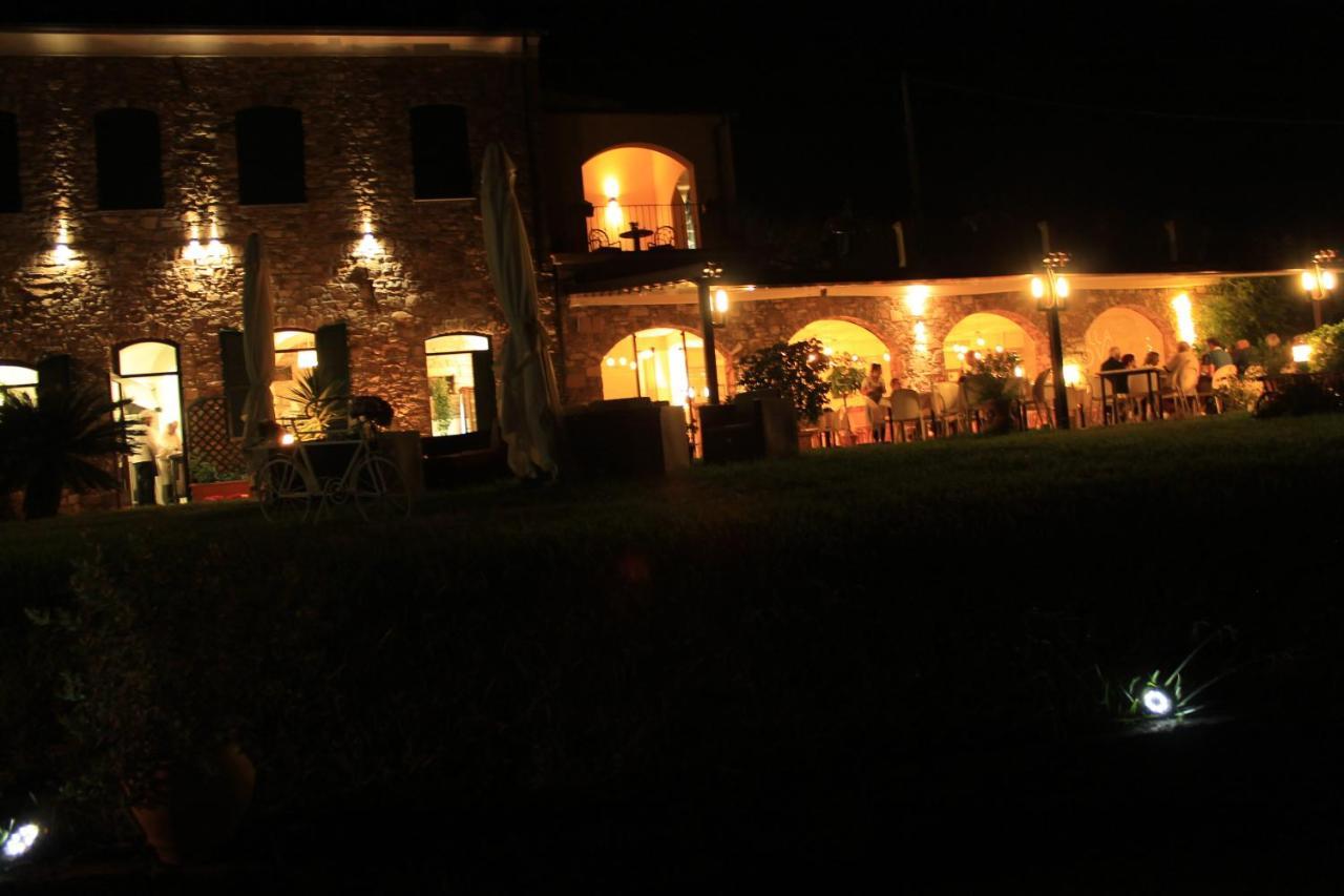 Villa Govi Diano Castello Exterior foto