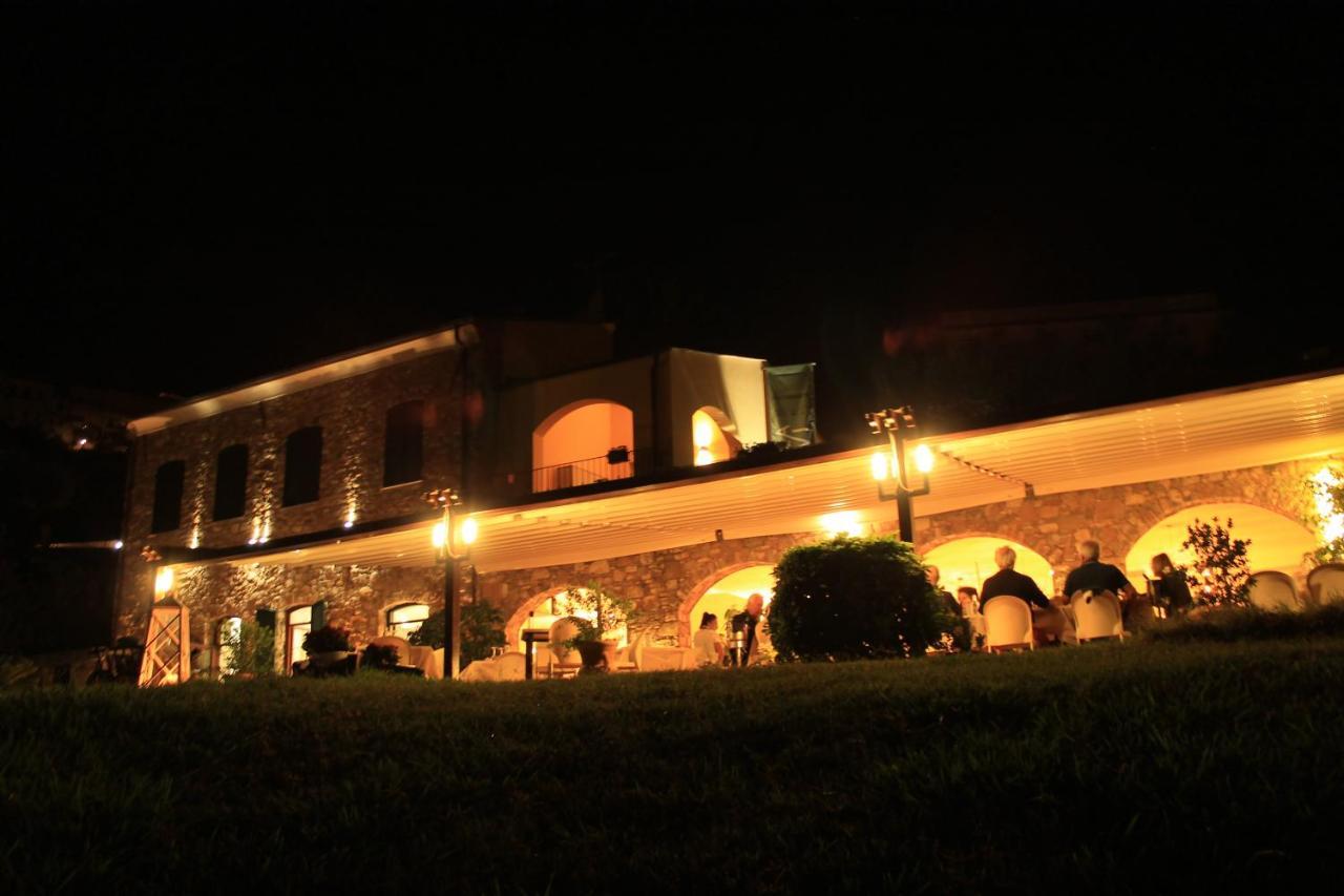 Villa Govi Diano Castello Exterior foto